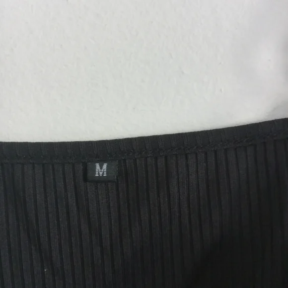 NWT Asymmetrical Chain Straps Burgundy Red Black Stretchy Cold Shoulders Top - Picture 4 of 5